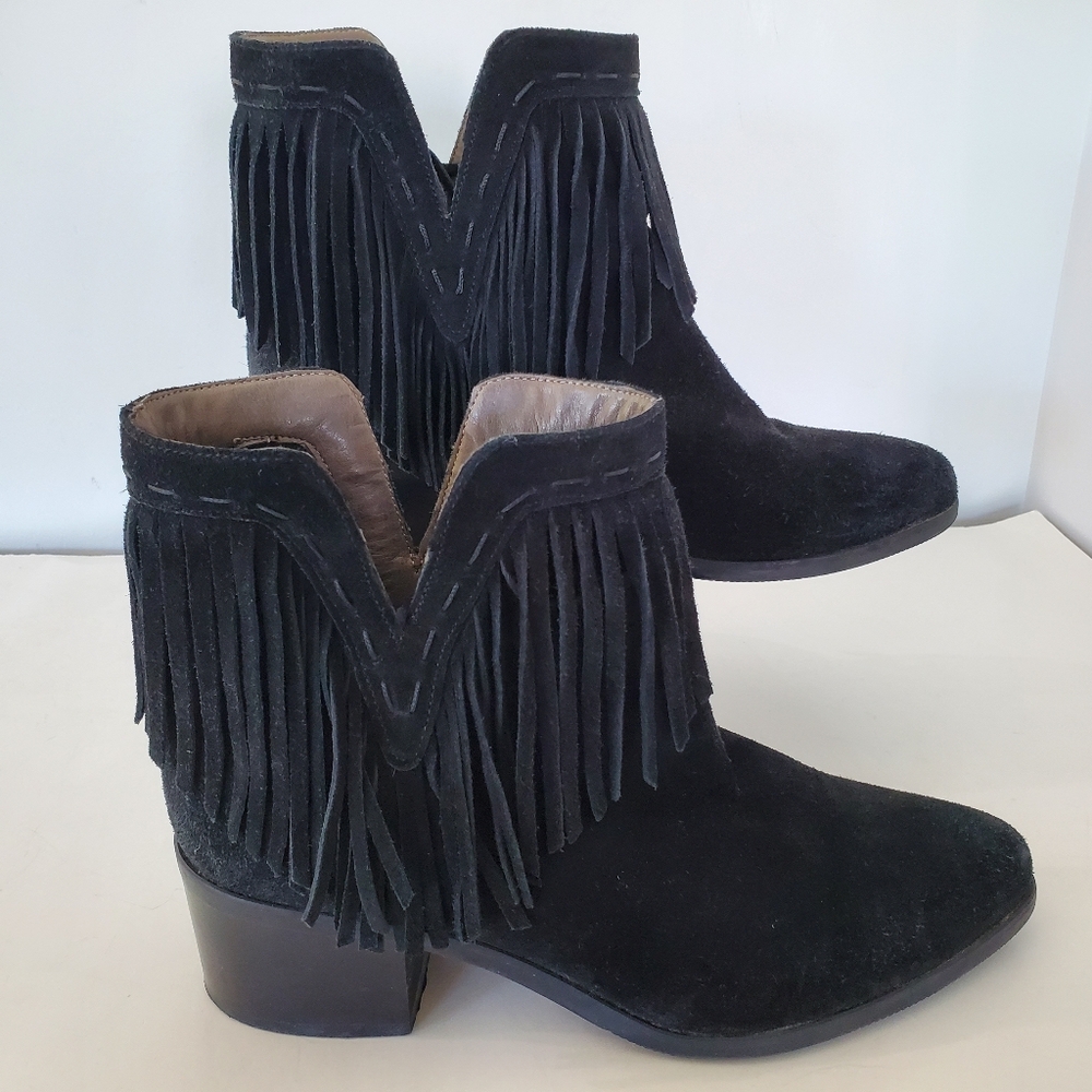 BELLA VITA 7 WW Black Italian Suede Leather TEX Booties Fringed 2" Heel Western - Picture 14 of 14